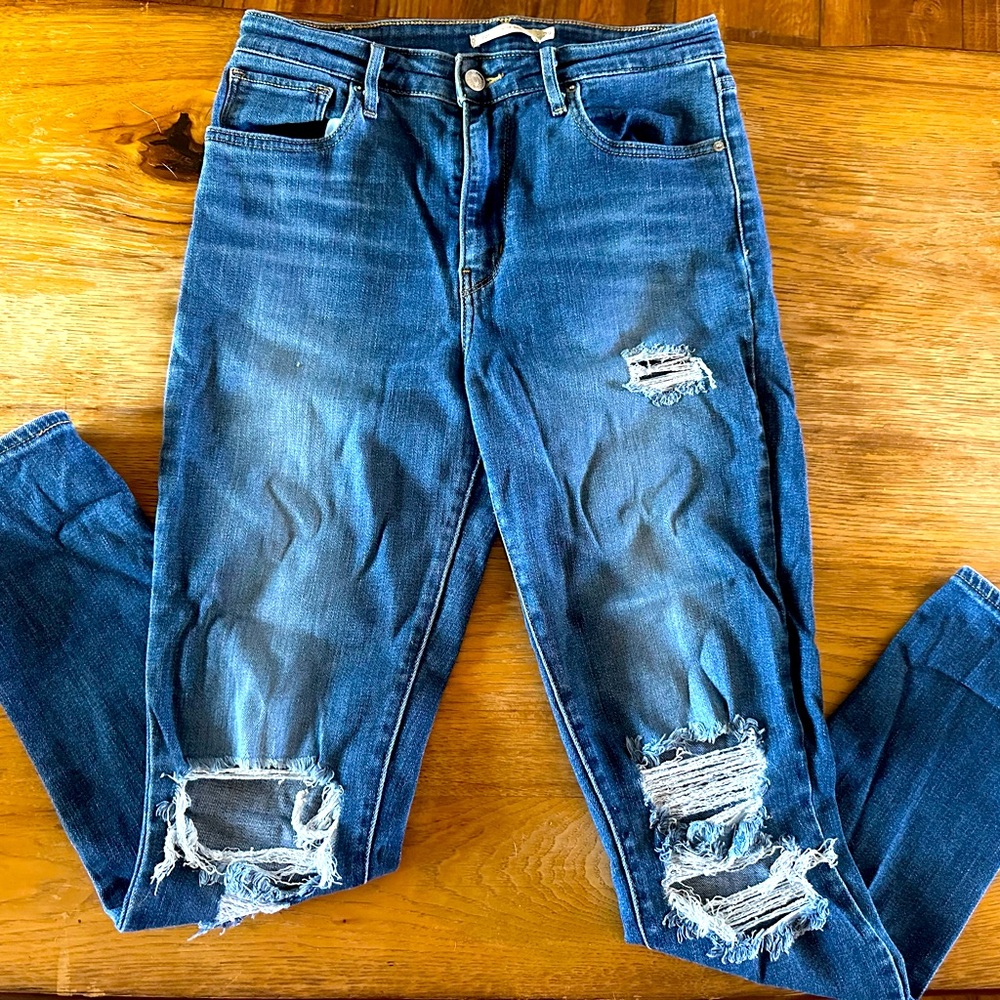 Skinny Levi jeans size 29 length 30.